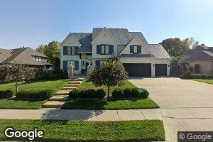 12905 Eagle Run Dr, Omaha, NE 68164