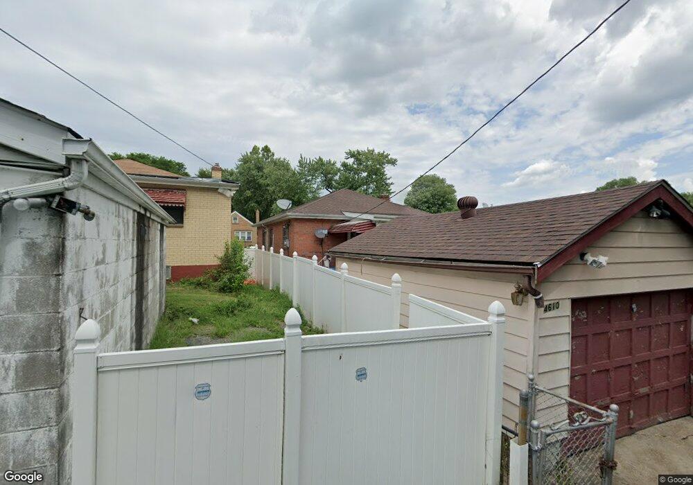 4610 Korte Ave, Saint Louis, MO 63115 - photo 1