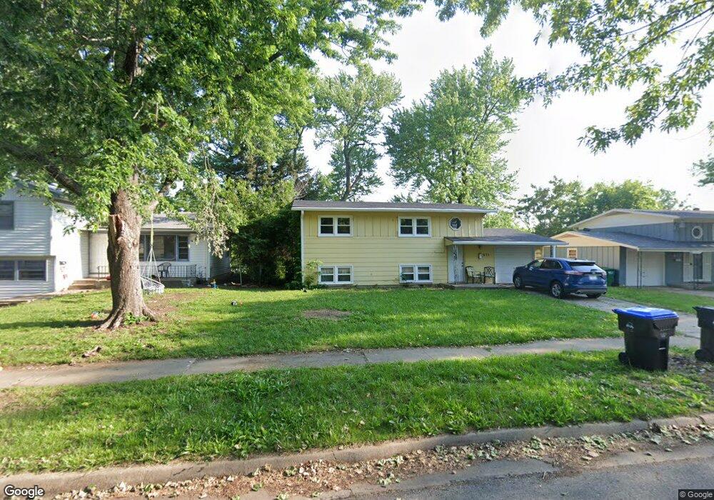 631 SE 35th Terrace, Topeka, KS 66605 - photo 1