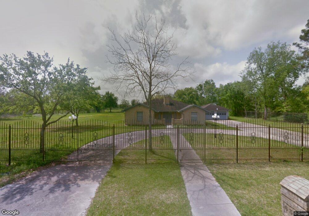 5734 Cottonwood St, Pearland, TX 77584 - photo 1