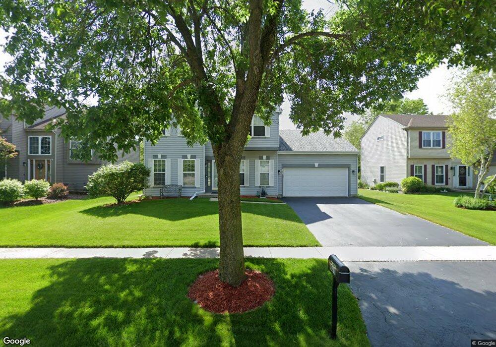 637 Joseph St, Lake In the Hills, IL 60156 - photo 1