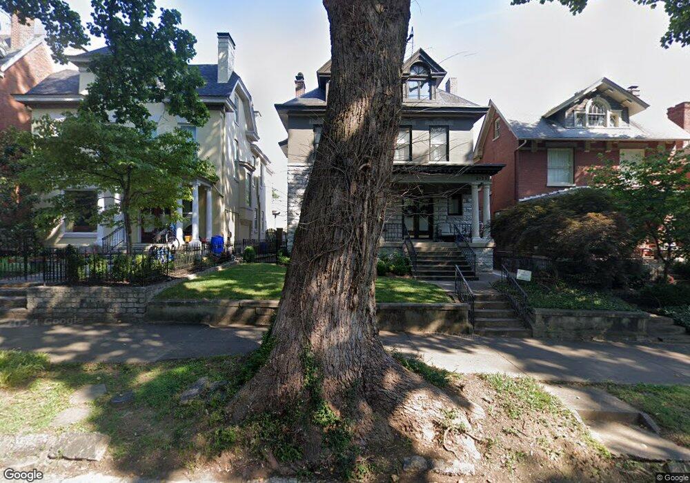 2125 Cherokee Pkwy, Louisville, KY 40204 - photo 1