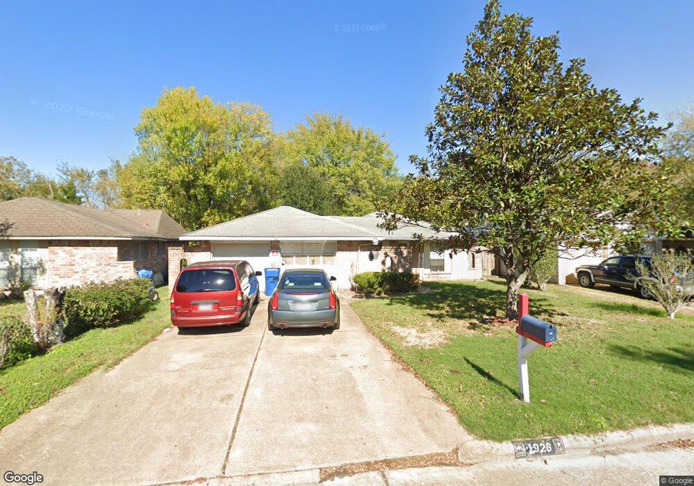 1926 Dormstom Ln, Houston, TX 77088 - photo 1