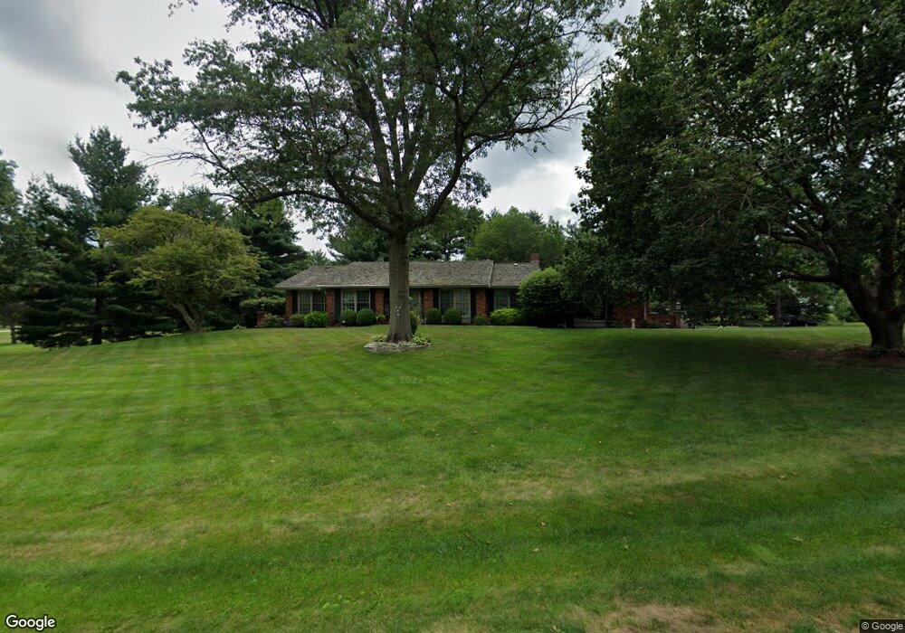 104 Leland Lake Dr, Jacksonville, IL 62650 - photo 1