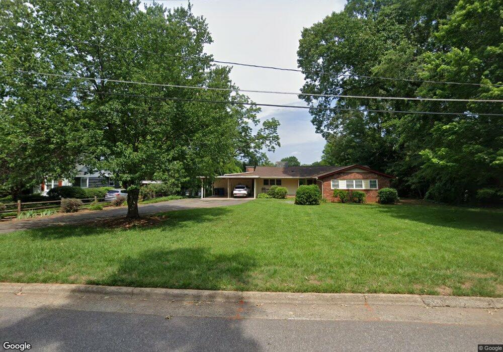 540 Dogwood Rd, Statesville, NC 28677 - photo 1