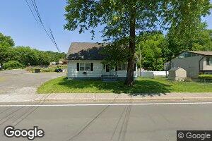 30 Suffern Ln, Garnerville, NY 10923