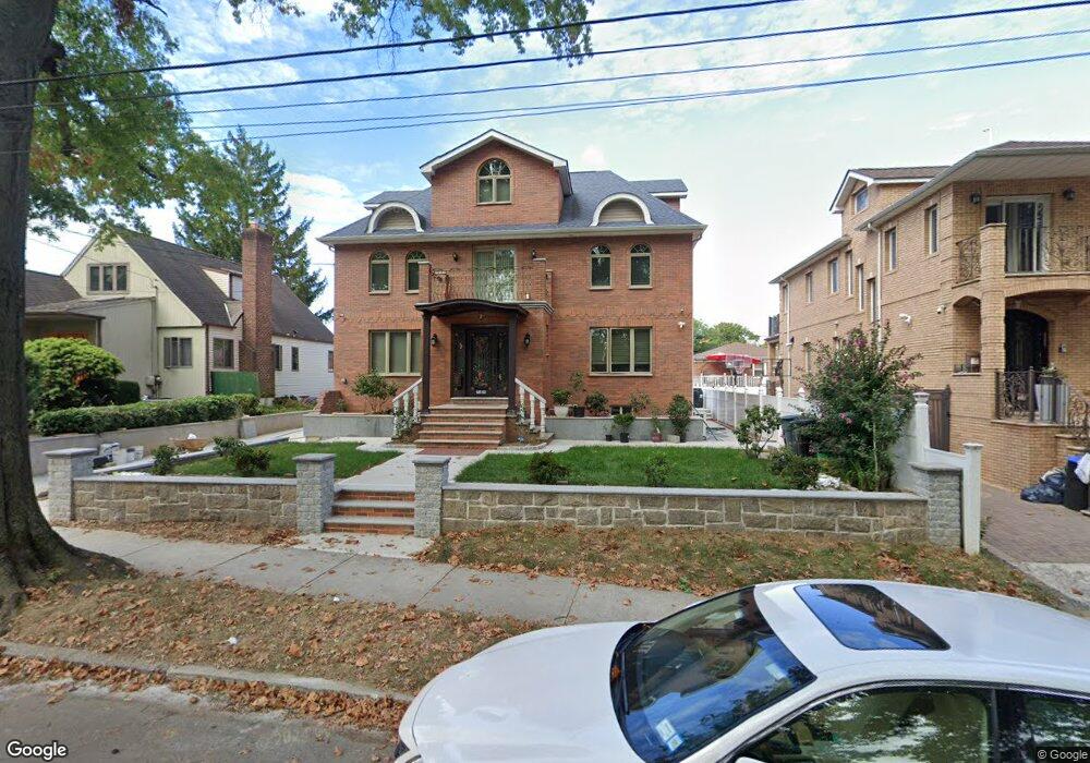 71-38 168th St, Fresh Meadows, NY 11365 - photo 1