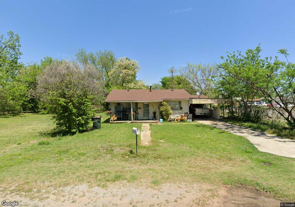 511 W Pine Ave, Duncan, OK 73533 - photo 1