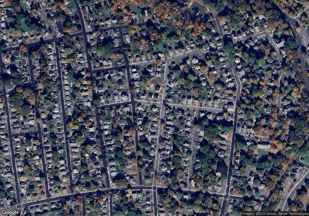 138 Walnut St, Naugatuck, CT 06770 - photo 1