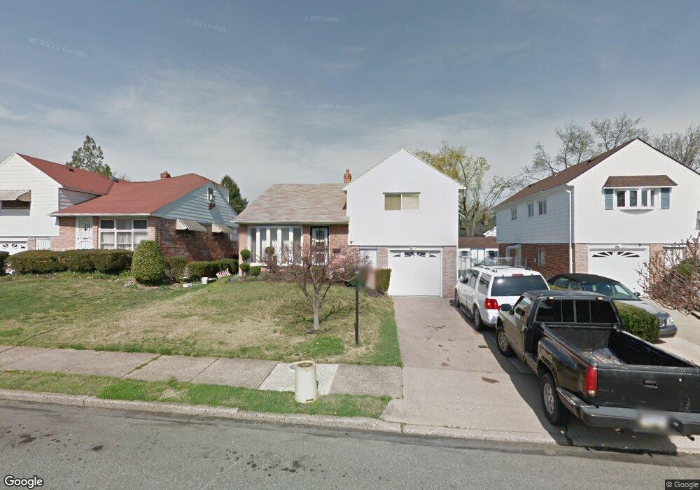 8 Robin Rd, Lansdowne, PA 19050 - photo 1