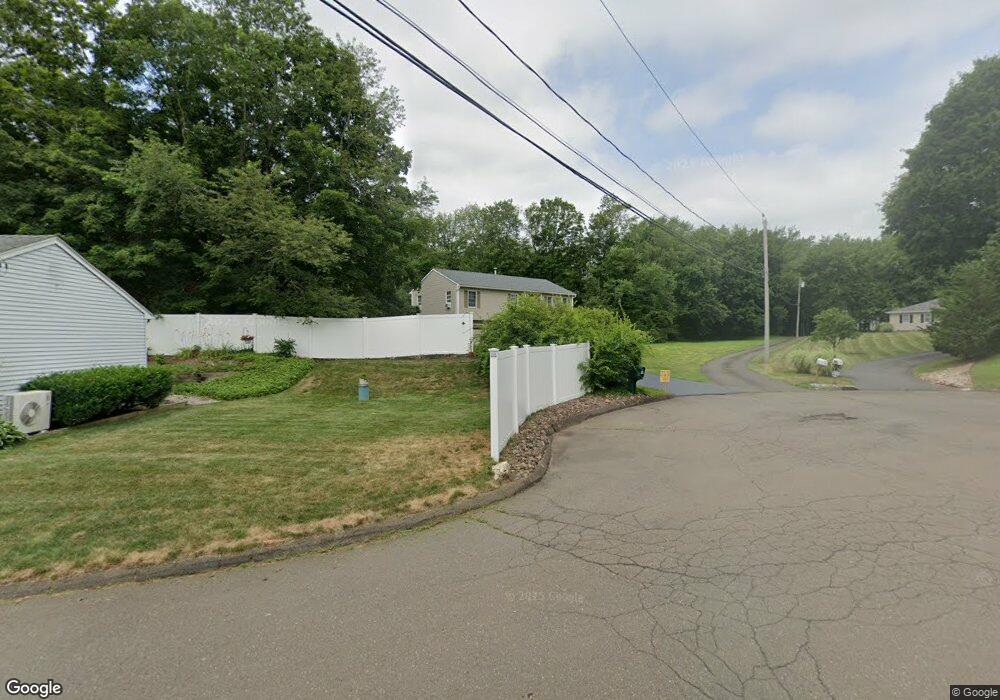 13 Grieb Ct, Wallingford, CT 06492 - photo 1