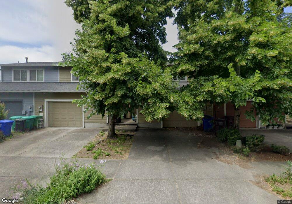 1043 NE Palmblad Dr, Gresham, OR 97030 - photo 1