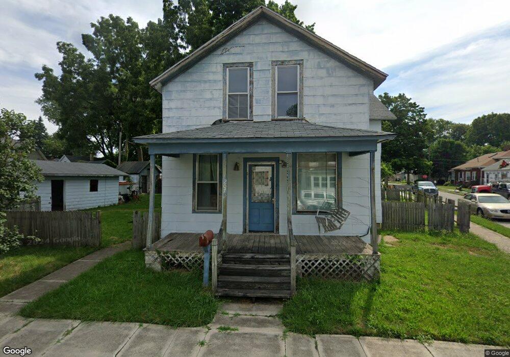 207 Holcomb St, La Porte, IN 46350 - photo 1