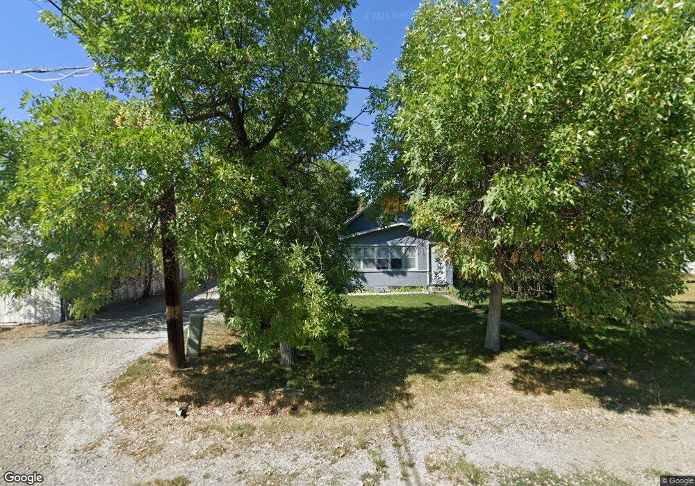 129 N Diamond St, Columbus, MT 59019 - photo 1