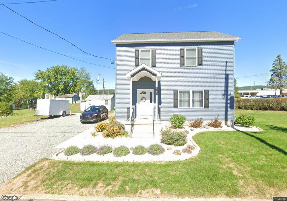 231 Pine St, Old Forge, PA 18518 - photo 1