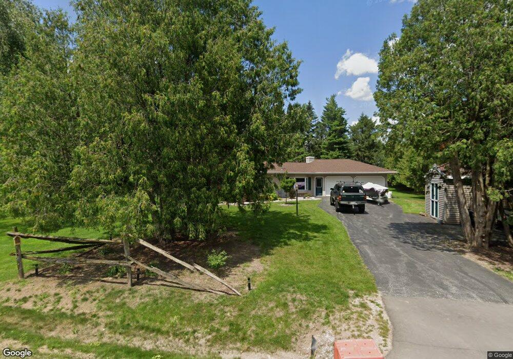 4518 Harvest Cir, Manitowoc, WI 54220 - photo 1