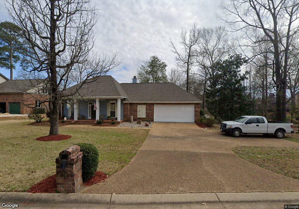 213 Ridge Cir, Brandon, MS 39047 - photo 1