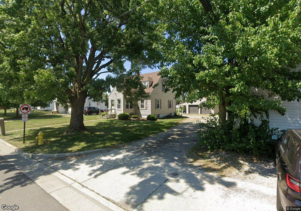 102 W Lugbill Rd, Archbold, OH 43502 - photo 1