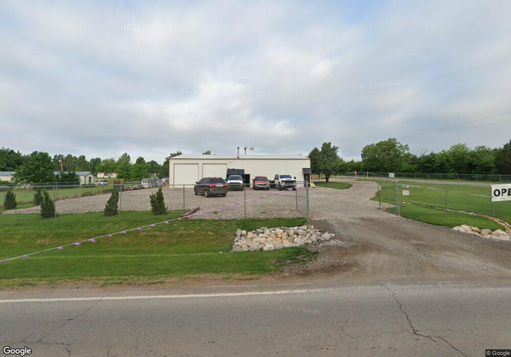 22011 N Western Ave, Edmond, OK 73012 - photo 1