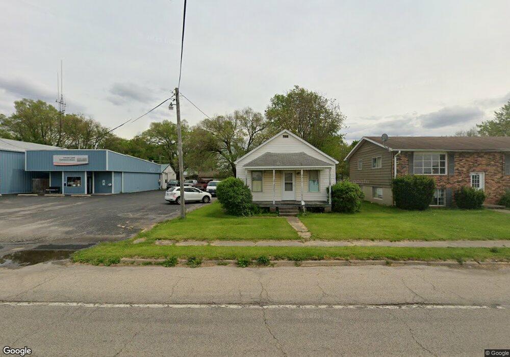 1316 N Kickapoo St, Lincoln, IL 62656 - photo 1