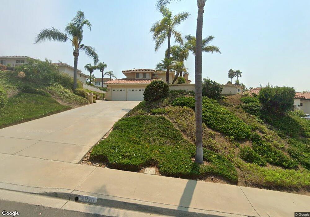 4270 Skyline Rd, Carlsbad, CA 92008 - photo 1