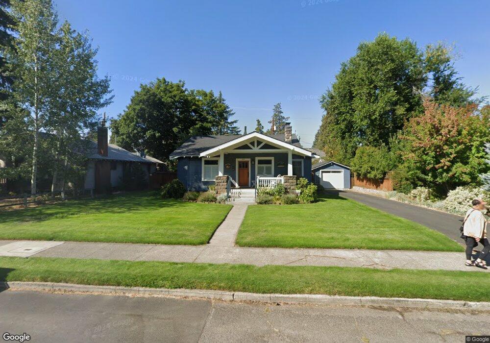 1471 NW 3rd St, Bend, OR 97701 - photo 1