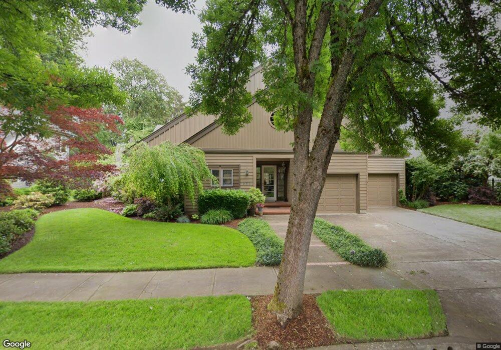 853 Fairway View Dr, Eugene, OR 97401 - photo 1