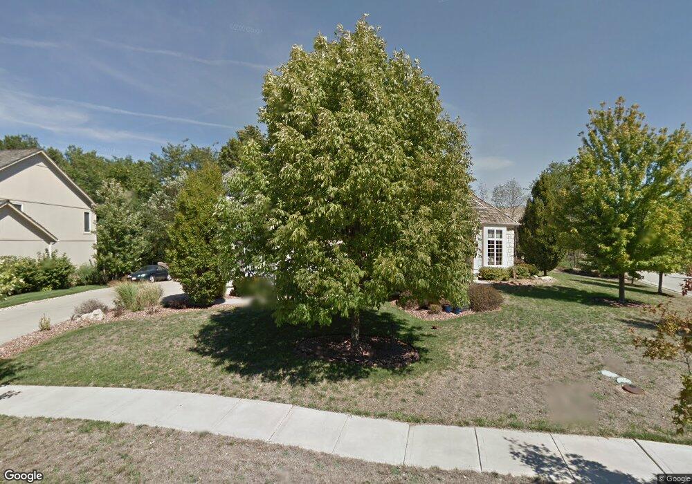 21400 W 81st Place, Lenexa, KS 66220 - photo 1