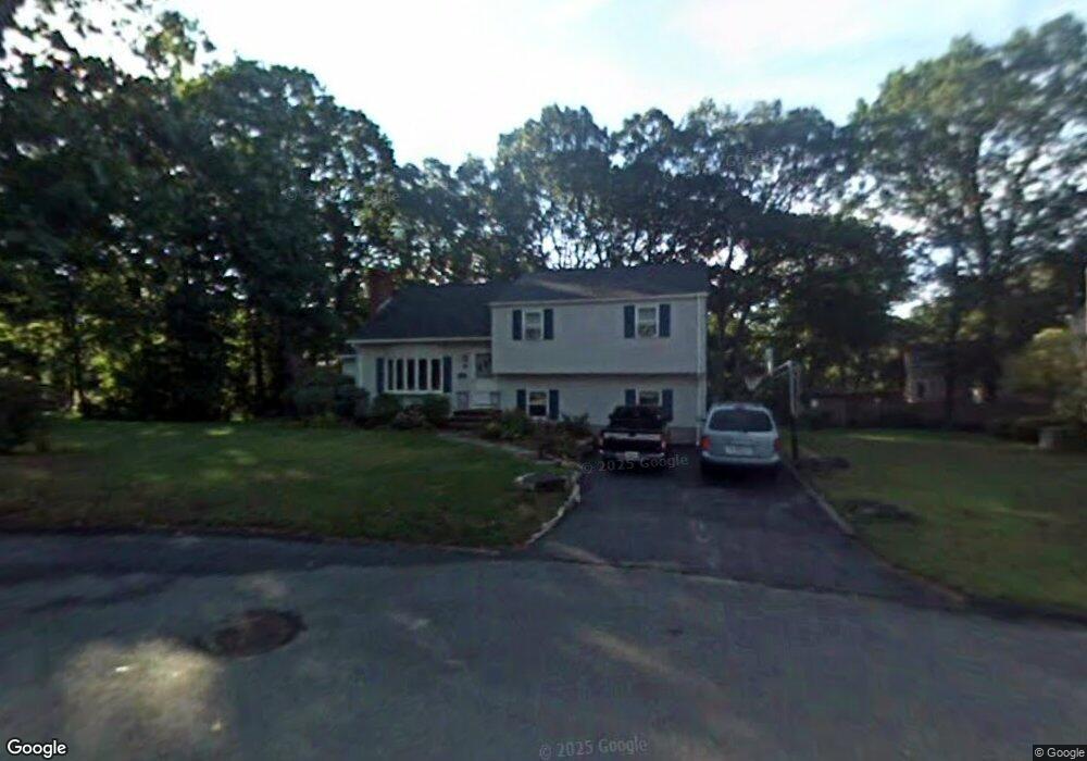 34 Tomahawk Ct, Warwick, RI 02886 - photo 1