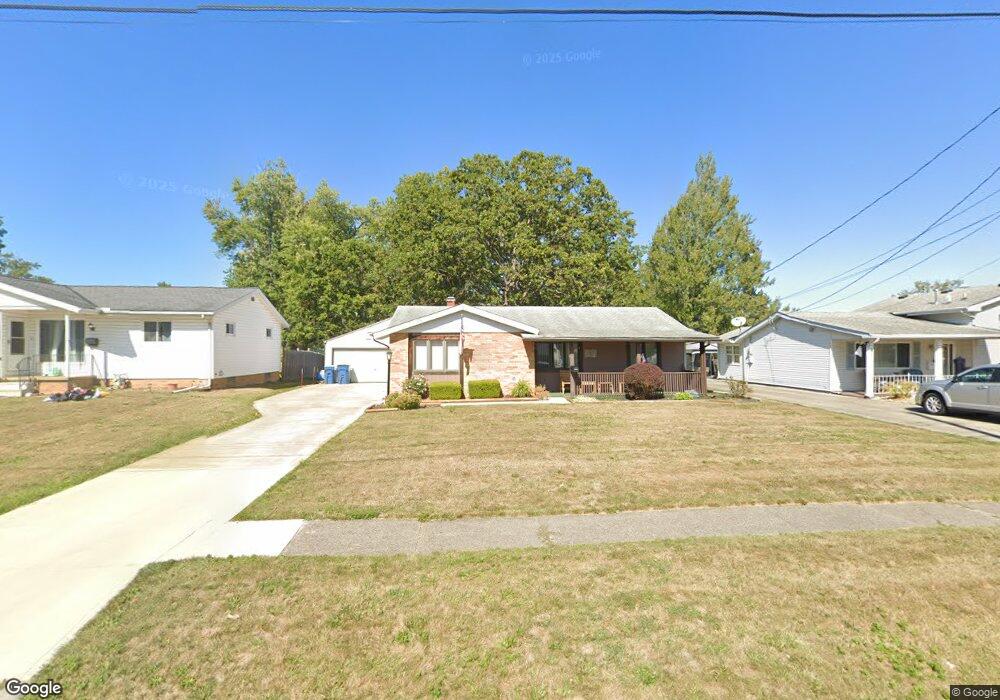 2123 E 39th St, Lorain, OH 44055 - photo 1