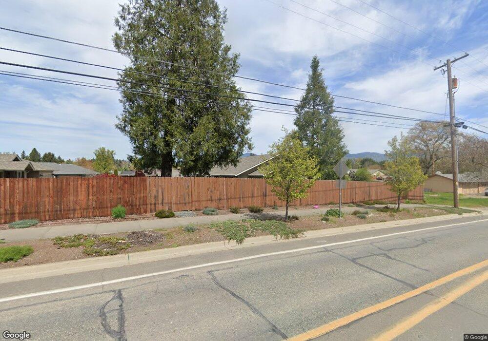 241 SW Jamee Kay Ln, Grants Pass, OR 97527 - photo 1