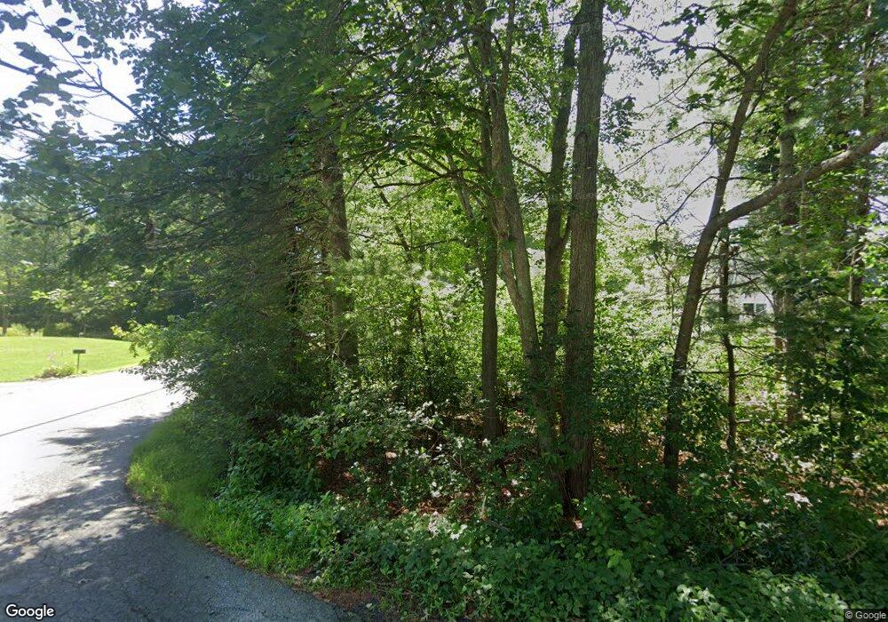 135 Porcupine Cir, Salem, NH 03079 - photo 1