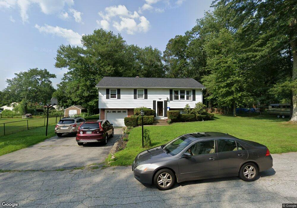 14 Welsh St, Danielson, CT 06239 - photo 1