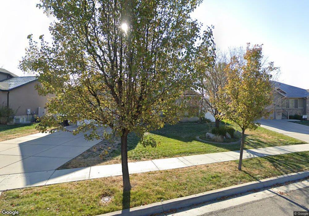 2637 W 1890 N, Clearfield, UT 84015 - photo 1