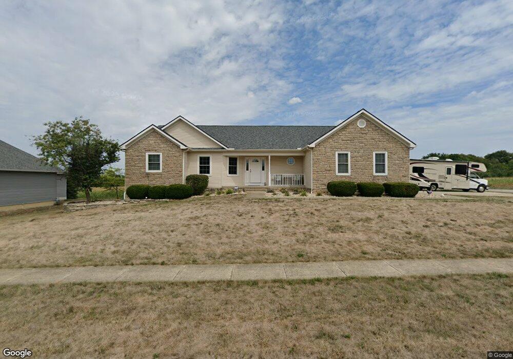 1433 Meadow Brooke Dr, Circleville, OH 43113 - photo 1