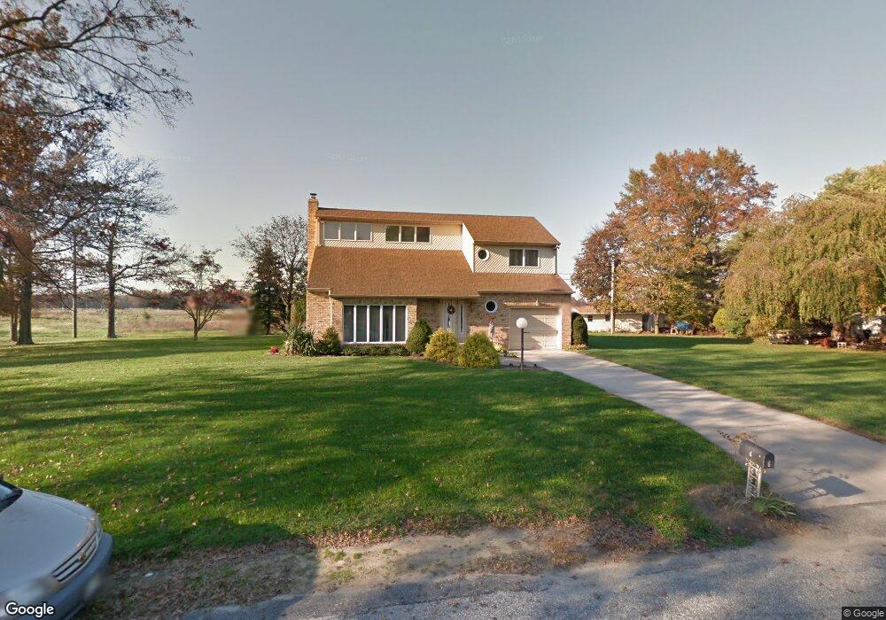 6 Oak Ln, Penns Grove, NJ 08069 - photo 1