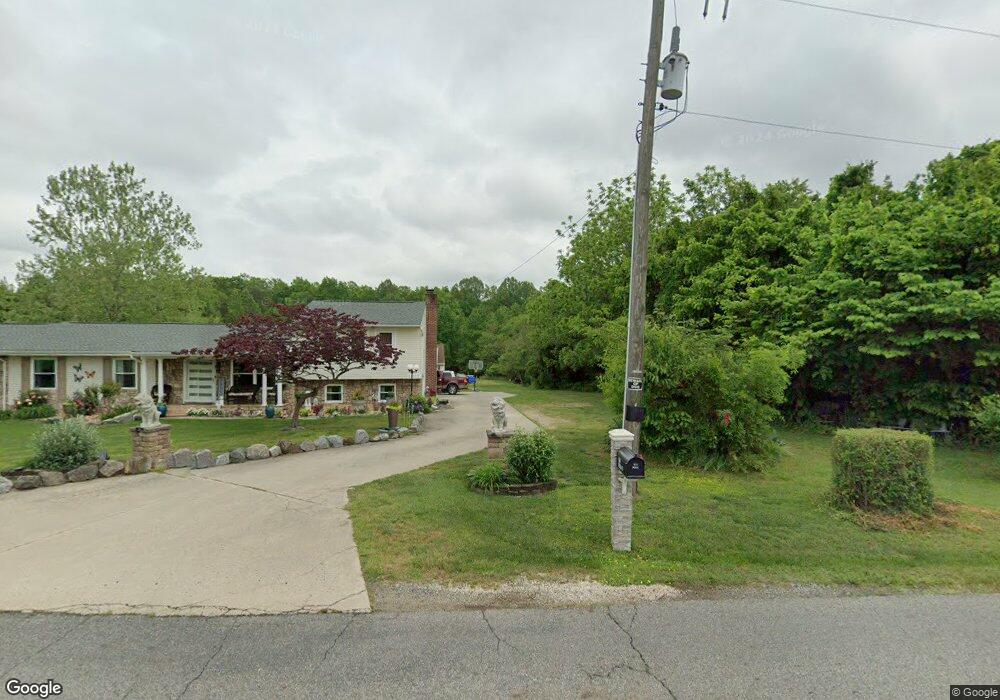 11107 Ashby Dr, Fredericksburg, VA 22407 - photo 1