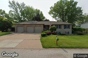 2321 Troy Dr, East Moline, IL 61244
