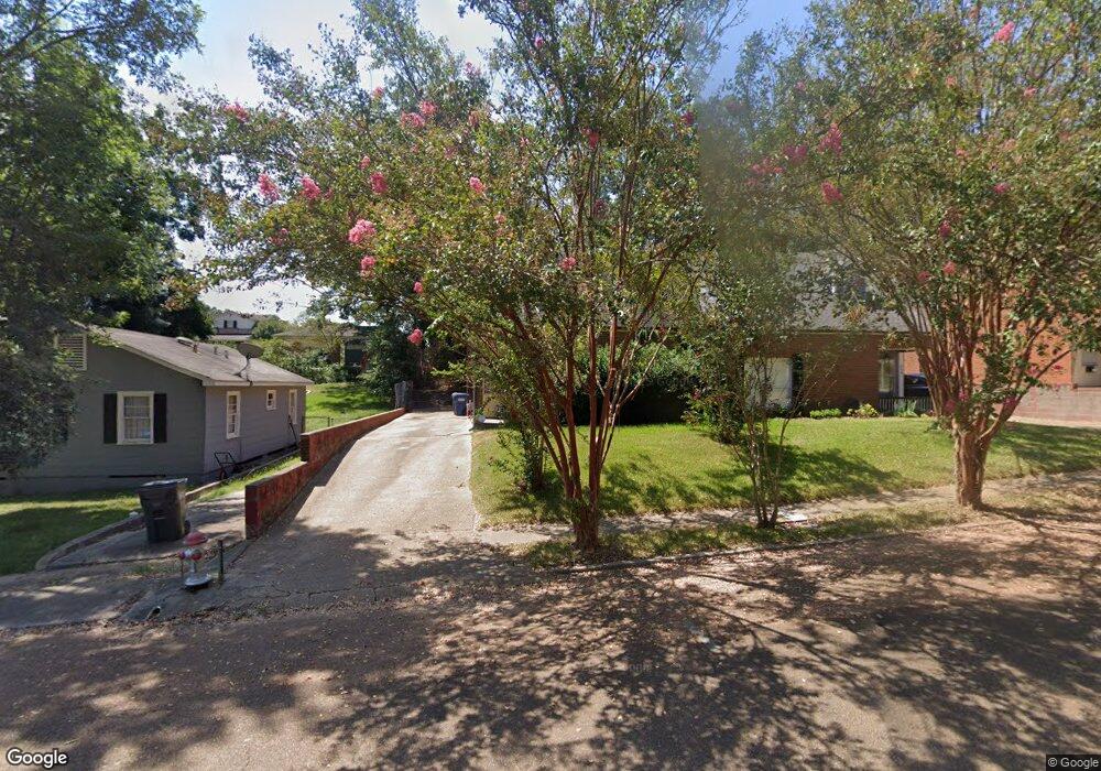 542 Ratcliff Place, Natchez, MS 39120 - photo 1