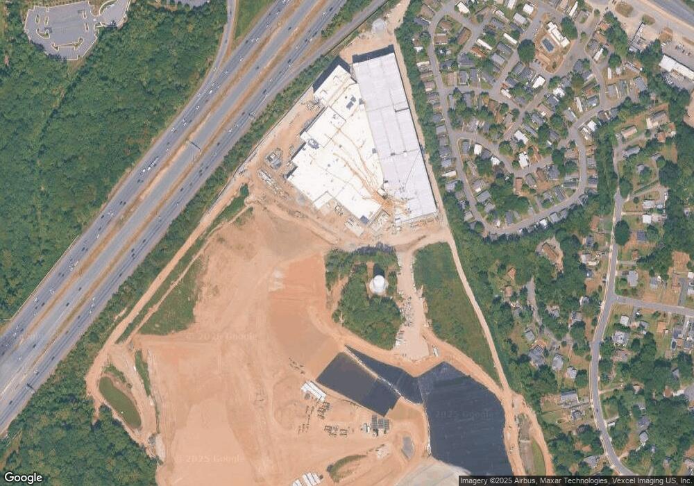 3731 Greentree Ln, Dumfries, VA 22026 - photo 1