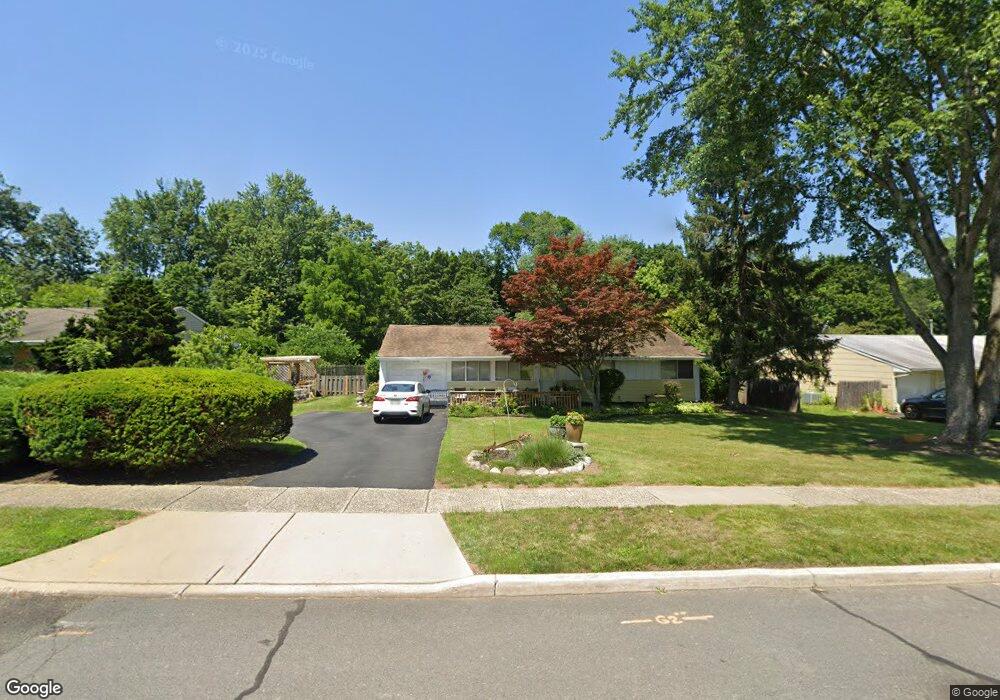 17 Cranston Rd, Kendall Park, NJ 08824 - photo 1