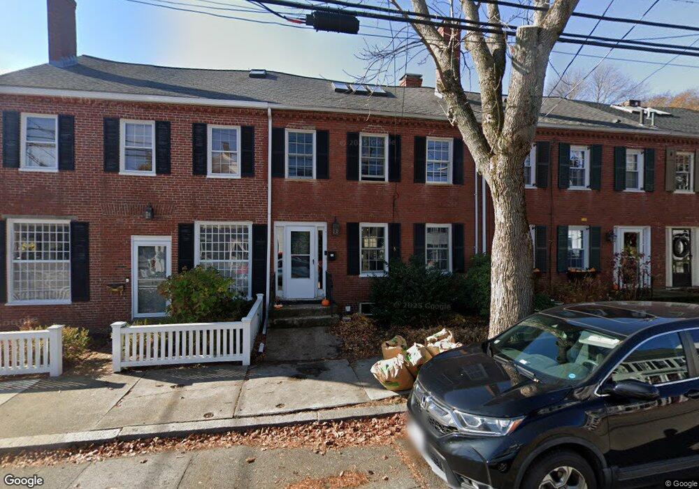 17 Munroe St unit 1, Newburyport, MA 01950 - photo 1