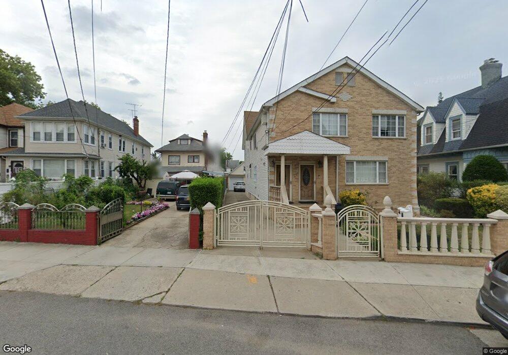 9007 196th St, Hollis, NY 11423 - photo 1