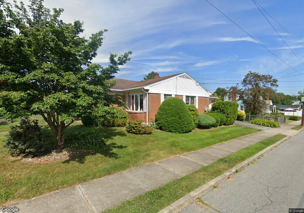 2427 W South St unit 2431, Allentown, PA 18104 - photo 1