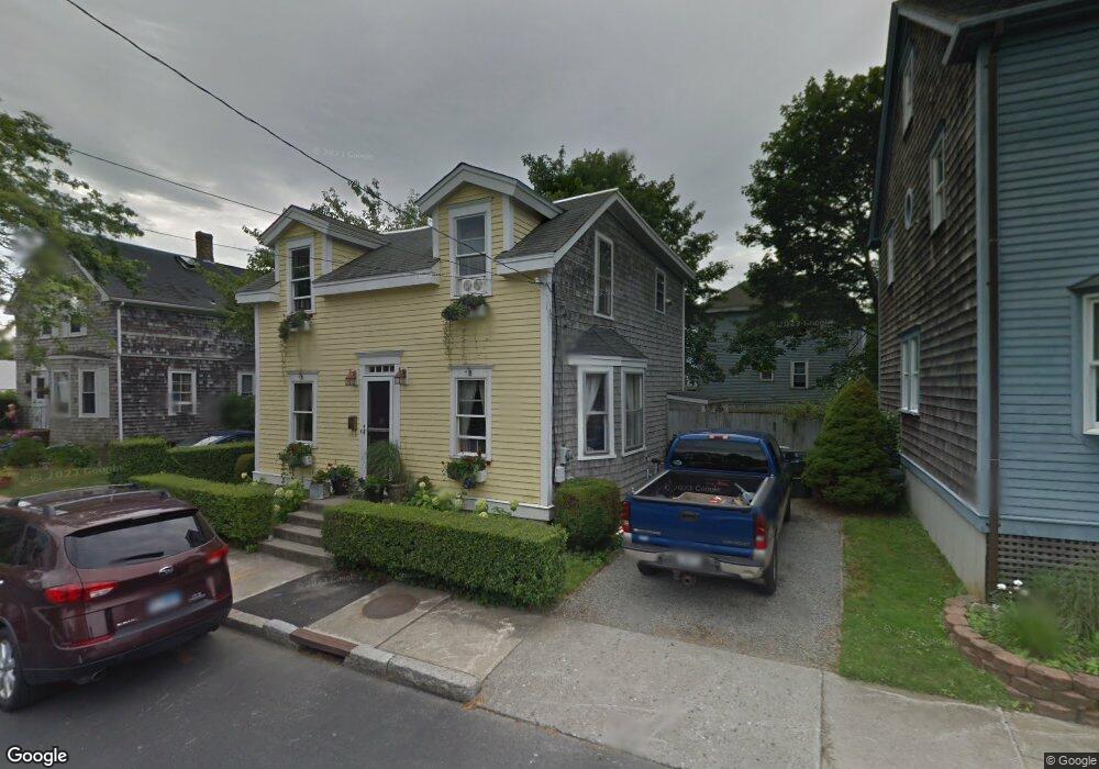 71 Connection St, Newport, RI 02840 - photo 1