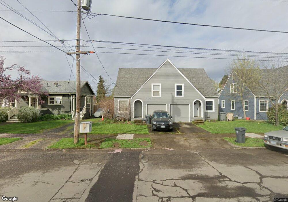 1118 Calapooia St SW, Albany, OR 97321 - photo 1