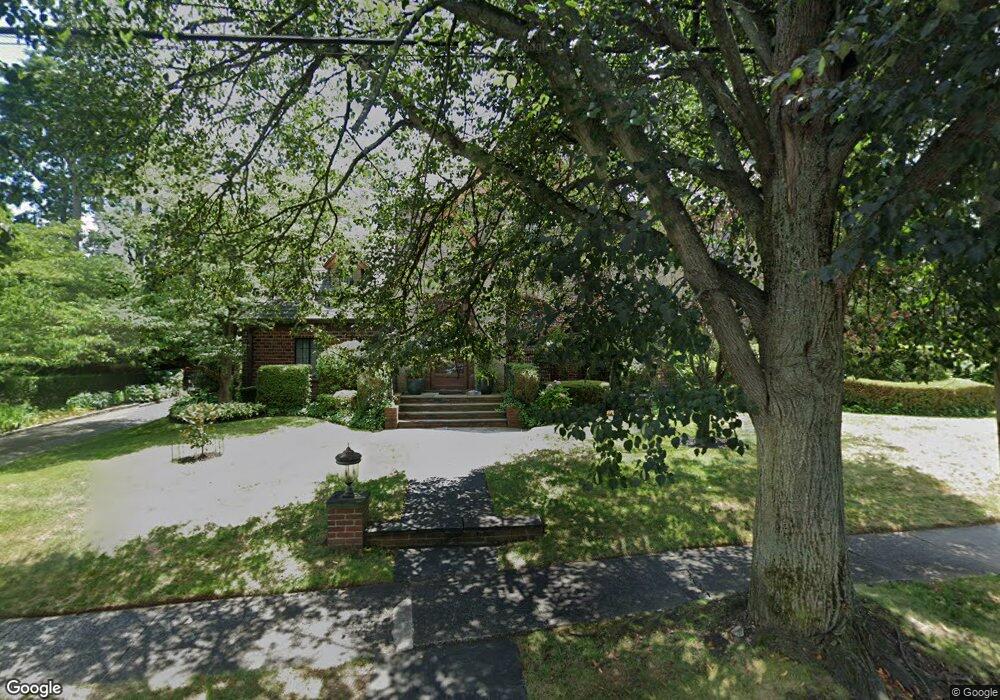 72 Ivy Way, Port Washington, NY 11050 - photo 1