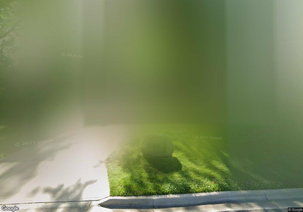 4032 Wynding Dr, Columbus, OH 43214 - photo 1