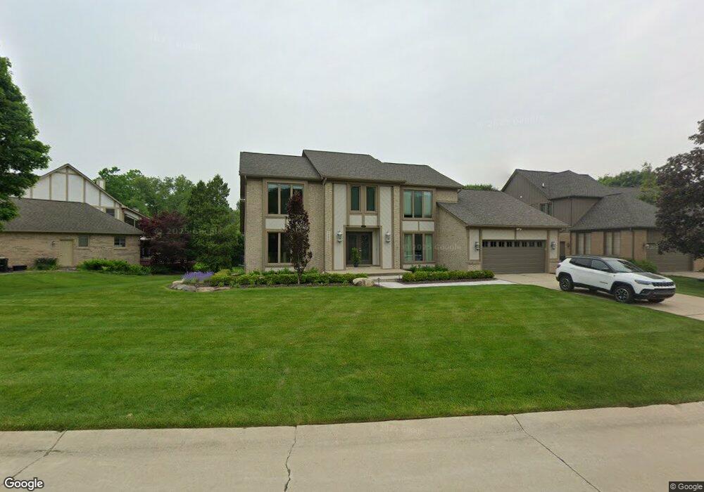 1385 Burhaven Dr, Rochester Hills, MI 48306 - photo 1