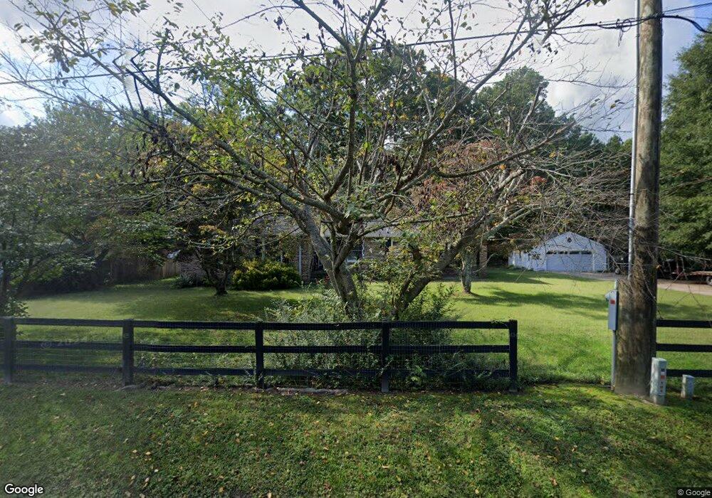 259 Wakefield Dr, Colonial Beach, VA 22443 - photo 1